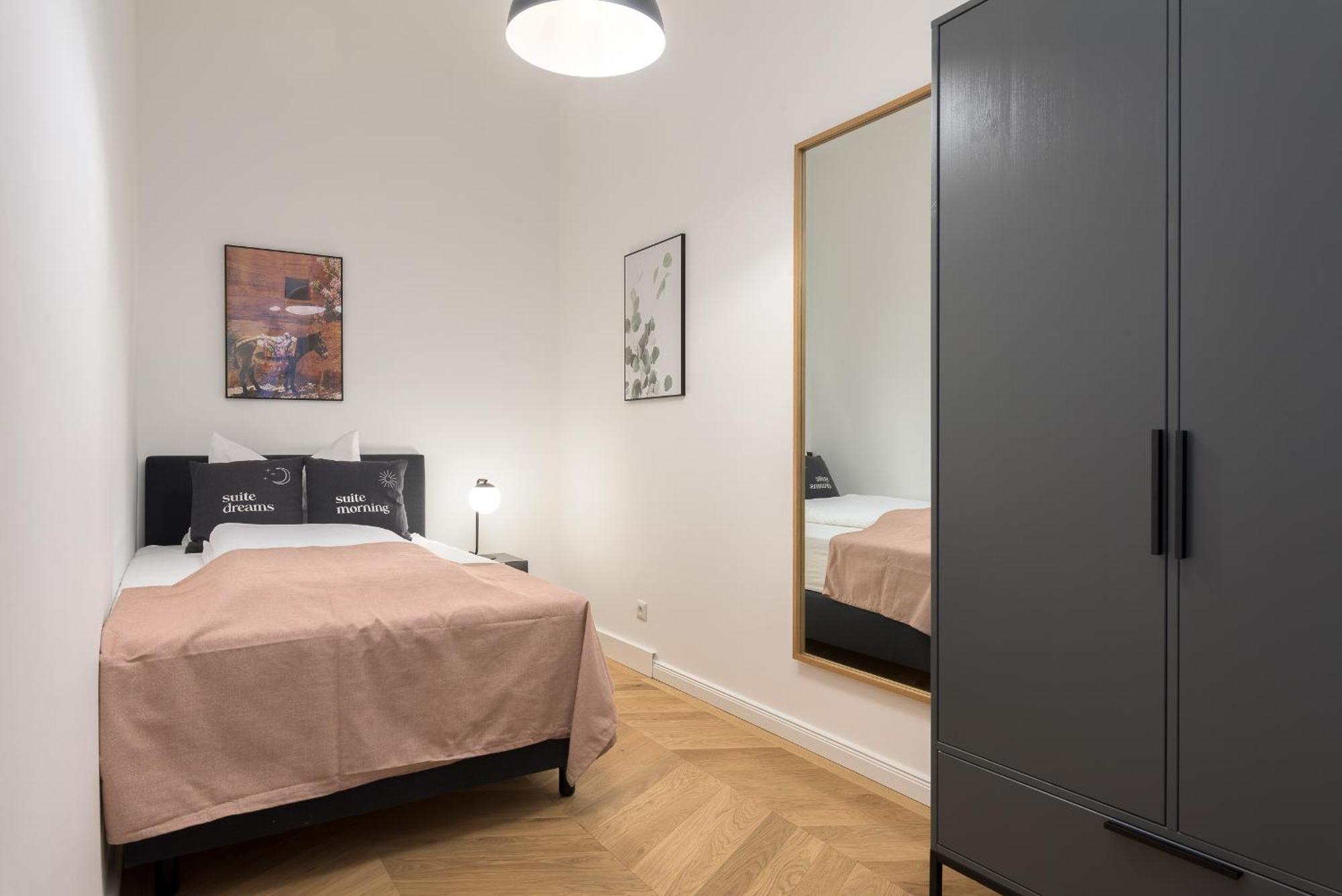 Limehome Vienna Karajangasse Viena Quarto foto