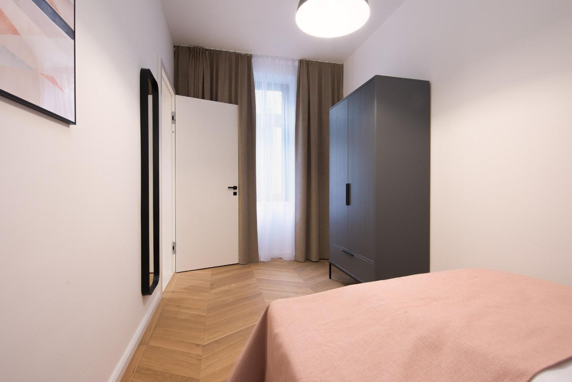 Limehome Vienna Karajangasse Viena Quarto foto